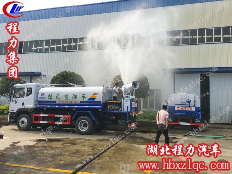 程力東風(fēng)D9灑水車-這個(gè)夏天值得入手！