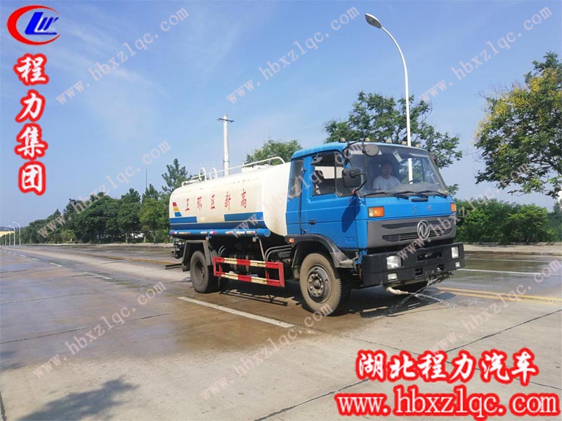 程力專用汽車股份有限公司灑水車，助你清涼一夏