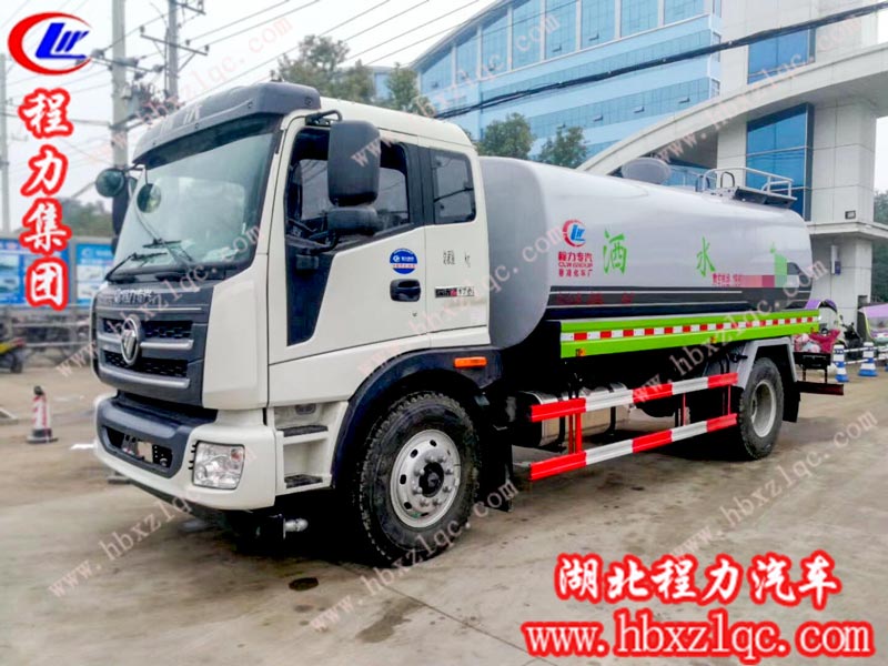 清歌一曲抒人意，朵朵紅花似我顏——程力集團(tuán)灑水車綠化養(yǎng)護(hù)好幫手