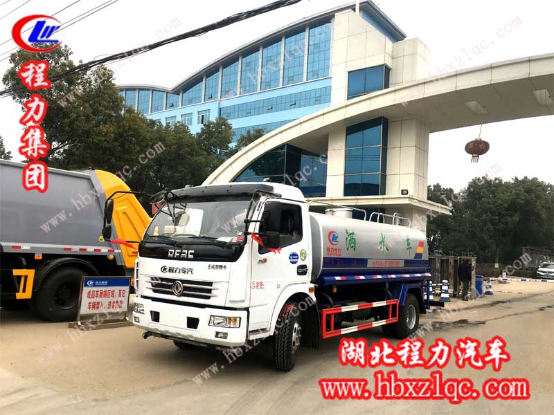 雨季，程力集團灑水車、吸污車銷量持續(xù)走紅