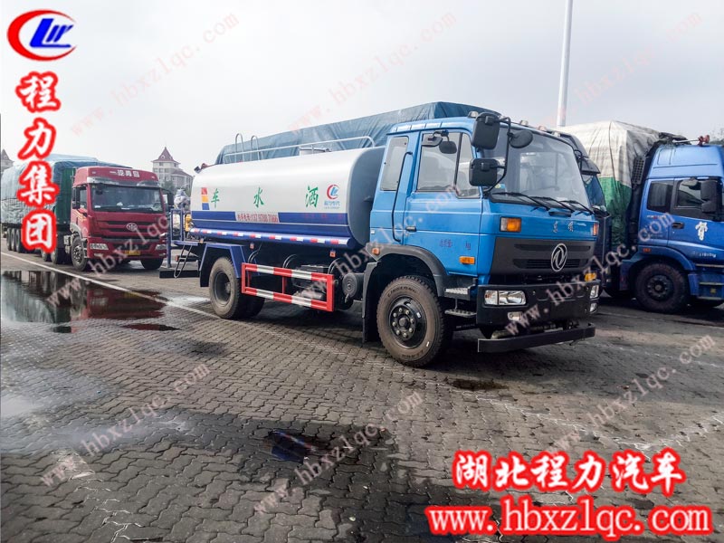 長風破浪會有時，直掛云帆濟滄海——程力集團145灑水車大連順利交車！